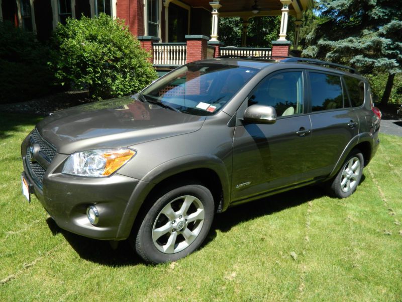 2011 toyota rav4 limited