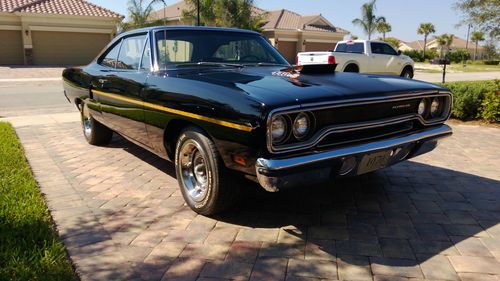 1970 plymouth roadrunner 440 sixpack, air grabber,triple black