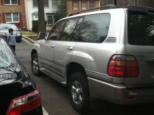 2001 toyota land cruiser base sport utility 4-door 4.7l