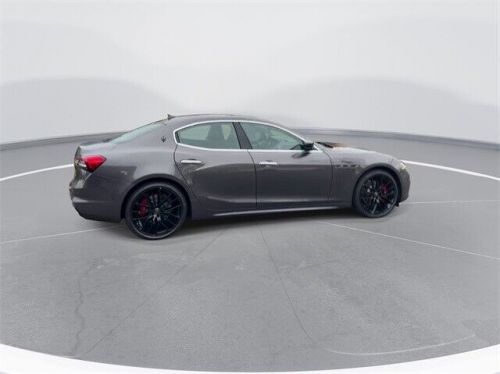 2024 maserati ghibli modena