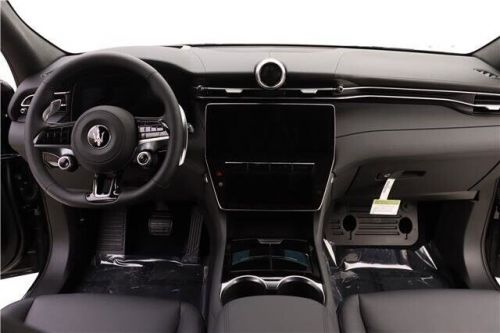 2023 maserati grecale modena