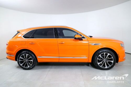 2022 Bentley Bentayga V8, US $169,996.00, image 4
