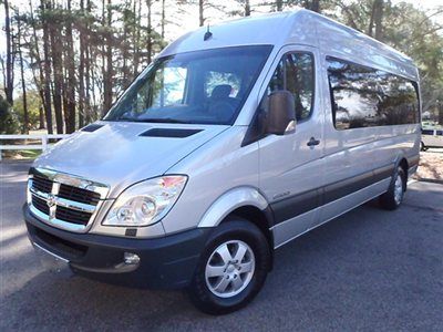 Dodge sprinter 2500 12 passenger low miles van automatic diesel turbo brilliant