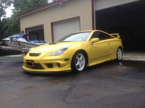 2003 toyota celica gts hatchback 2-door 1.8l