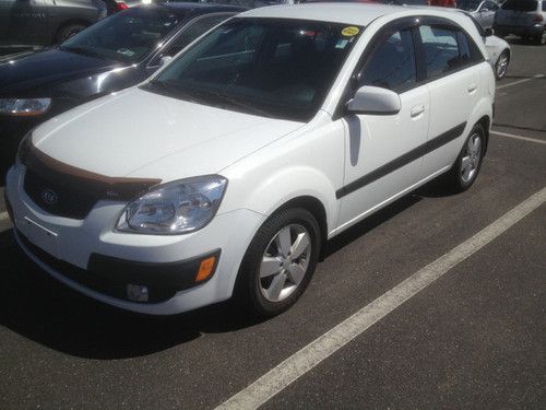 5 speed power brakes 4 cylinder power steering