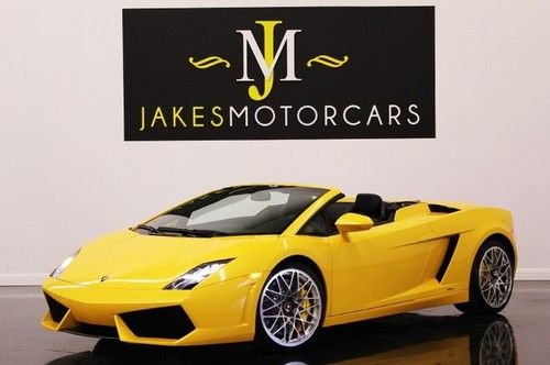 2010 lp560-4 spyder e-gear, pearl yellow, highly optioned, warranty, pristine!!
