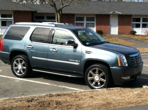 2008 cadillac escalade base sport utility 4-door 6.2l