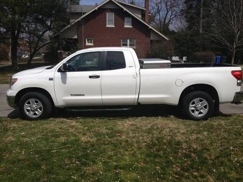 2007 toyota tundra sr5 crew cab pickup 4-door 4.7l 8' bed 4x4 4wd