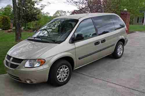 2005 Dodge Caravan NO RESERVE, image 2