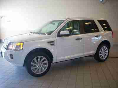 3.2L I6 POWER SUNROOF COLD CLIMATE PACK LOW MILES LOW RESERVE, image 2