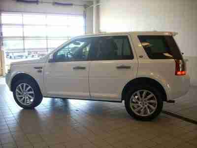 3.2L I6 POWER SUNROOF COLD CLIMATE PACK LOW MILES LOW RESERVE, image 3