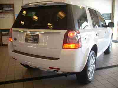 3.2L I6 POWER SUNROOF COLD CLIMATE PACK LOW MILES LOW RESERVE, image 6