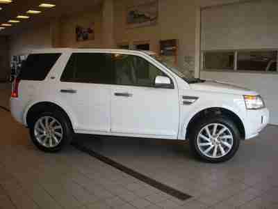 3.2L I6 POWER SUNROOF COLD CLIMATE PACK LOW MILES LOW RESERVE, image 7