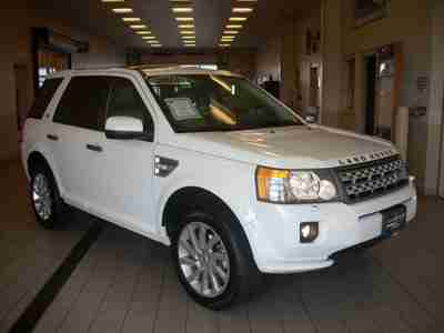 3.2L I6 POWER SUNROOF COLD CLIMATE PACK LOW MILES LOW RESERVE, image 8