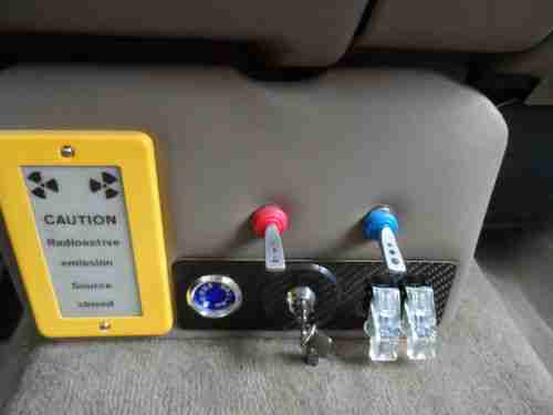 Chevy 4x4 Navi Custom Audio Z71 Rear Camera Kevlar Tires DVD Winch Denali Grille, image 12