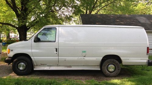 2002 ford e-350 econoline base extended cargo van 2-door 7.3l diesel