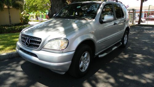Ml320 mercedes benz 4 matic 98  sport package clean  low miles