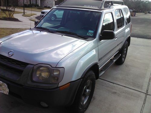 2002 nissan xterra se sport utility 4-door 3.3l silver, manual, 179k miles