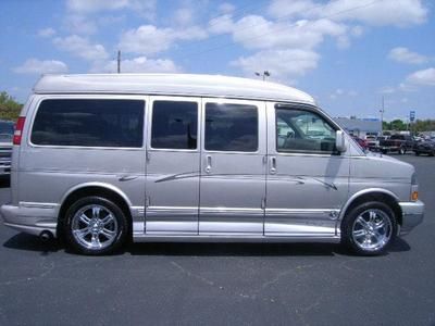 2007 GMC Savana All Wheel Drive AWD Explorer Limited SE High Top Conversion Van, image 17