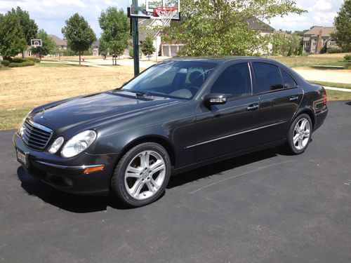 2004 mercedes-benz e500 4matic sedan 4-door 5.0l