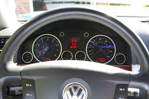 2006 Volkswagen Touareg SUV 4.2L - Perfect Condition - first owner, image 15