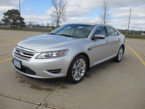 2010 ford taurus limited sedan 4-door 3.5l