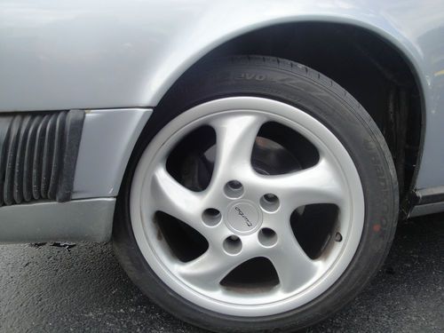 1984 Porsche 911 Carrera Targa 2-Door 3.2L, image 7