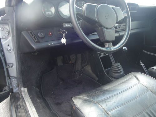 1984 Porsche 911 Carrera Targa 2-Door 3.2L, image 11