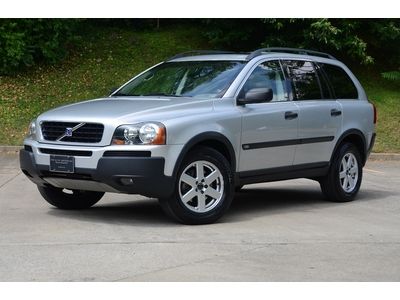 Clean carfax!! 2007 volvo xc90, third row seating, in-dash cd player. clean