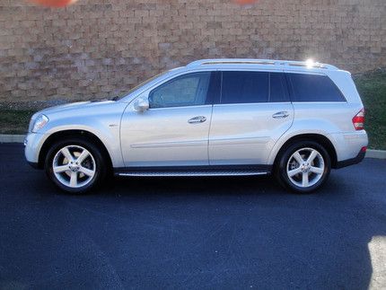 Super fuel economy and luxury rear dvds dual sun roofs, diesel