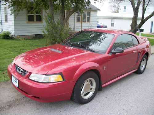 2000 ford mustang base coupe 2-door 3.8l