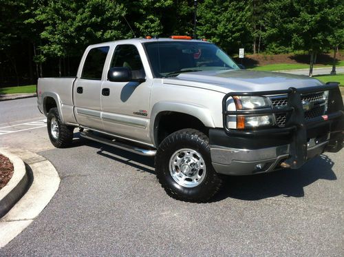 2005 duramax diesel 4x4 crew cab chevrolet 2500hd lt sunroof &amp; dvd lly