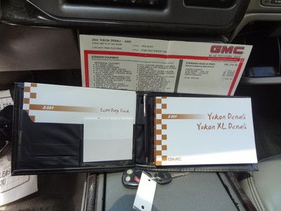 GMC YUKON DENALI AWD HEATED LEATHER SUNROOF CLEAN 3RD ROW SEATING NO RESERVE, image 8