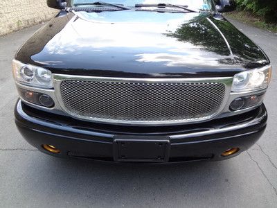 GMC YUKON DENALI AWD HEATED LEATHER SUNROOF CLEAN 3RD ROW SEATING NO RESERVE, image 15