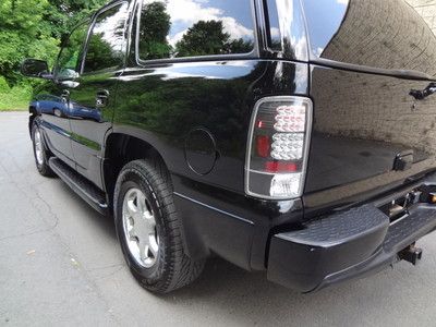 GMC YUKON DENALI AWD HEATED LEATHER SUNROOF CLEAN 3RD ROW SEATING NO RESERVE, image 21