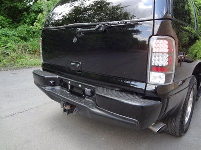 GMC YUKON DENALI AWD HEATED LEATHER SUNROOF CLEAN 3RD ROW SEATING NO RESERVE, image 29