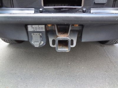 GMC YUKON DENALI AWD HEATED LEATHER SUNROOF CLEAN 3RD ROW SEATING NO RESERVE, image 30