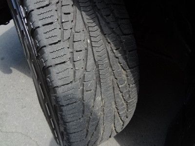 GMC YUKON DENALI AWD HEATED LEATHER SUNROOF CLEAN 3RD ROW SEATING NO RESERVE, image 36