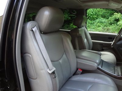 GMC YUKON DENALI AWD HEATED LEATHER SUNROOF CLEAN 3RD ROW SEATING NO RESERVE, image 62