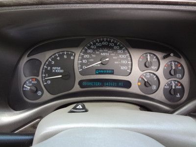 GMC YUKON DENALI AWD HEATED LEATHER SUNROOF CLEAN 3RD ROW SEATING NO RESERVE, image 70