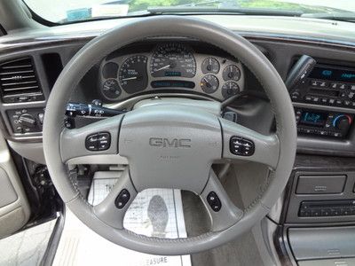 GMC YUKON DENALI AWD HEATED LEATHER SUNROOF CLEAN 3RD ROW SEATING NO RESERVE, image 75