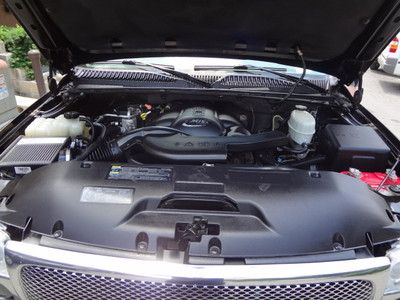 GMC YUKON DENALI AWD HEATED LEATHER SUNROOF CLEAN 3RD ROW SEATING NO RESERVE, image 76