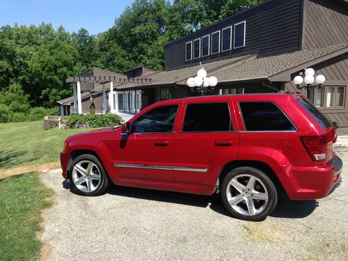 2006 jeep grand cherokee srt8 sport utility 4-door 6.1l