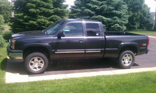 2004 chevrolet silverado 1500 z71 ext cab pickup 4-door 5.3l,front tow hooks