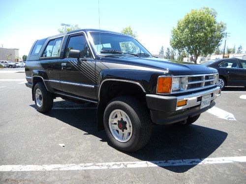 One owner 1988 toyota 4runner 4x4 low miles all original -no reserve -- clean!!!