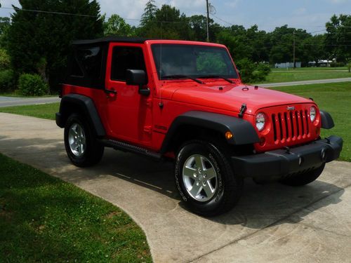 Look! n/r!2013 jeep wrangler  loaded mint cond! as new! must see low miles! a-1