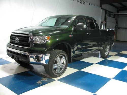 2012 toyota tundra 4wd double cab auto...5.7l v8