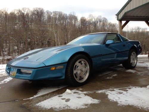 1988 corvette blue on blue auto only 98,000 miles