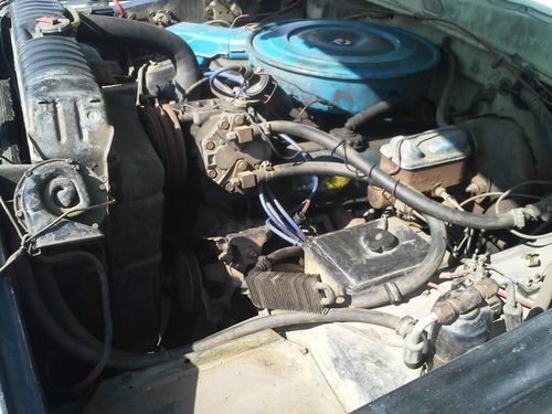 1972 Ford F250 3/4 ton Camper Special XLT Deluxe Trans and trim  Camper included, image 6
