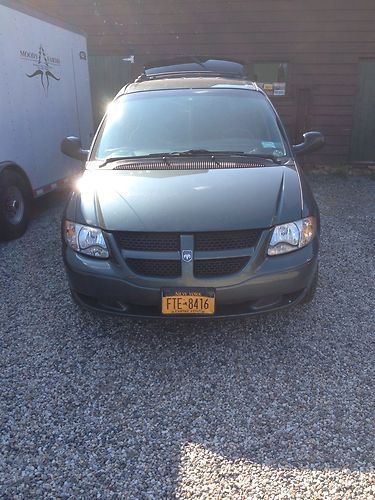 2002 dodge grand caravan sport